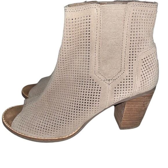 Tom’s perforated peep toe heeled boots 8 - Picture 2 of 8
